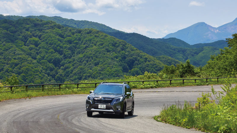 カートピア 西吾妻スカイバレーを通って山形方面へ向かうフォレスター | SUBARU